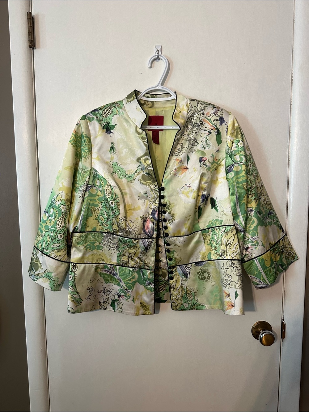 JS Collections women’s vintage 100% silk floral print blazer mandarin collar 18W